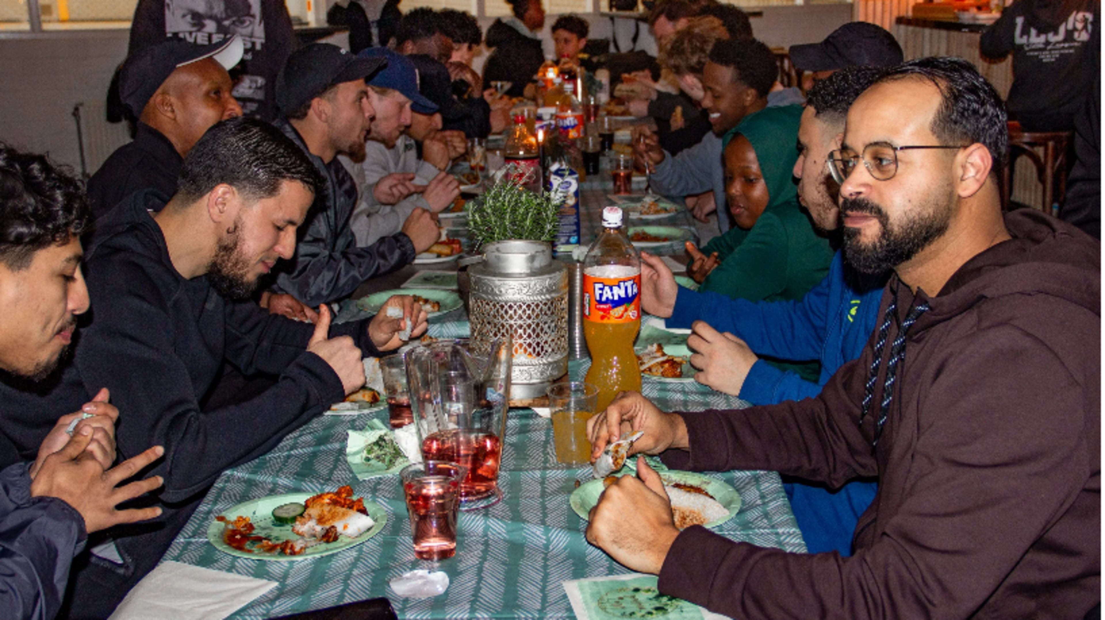 Neighborhood iftar for youth Sunday in Zandvoort: 'Fast along or just join in'