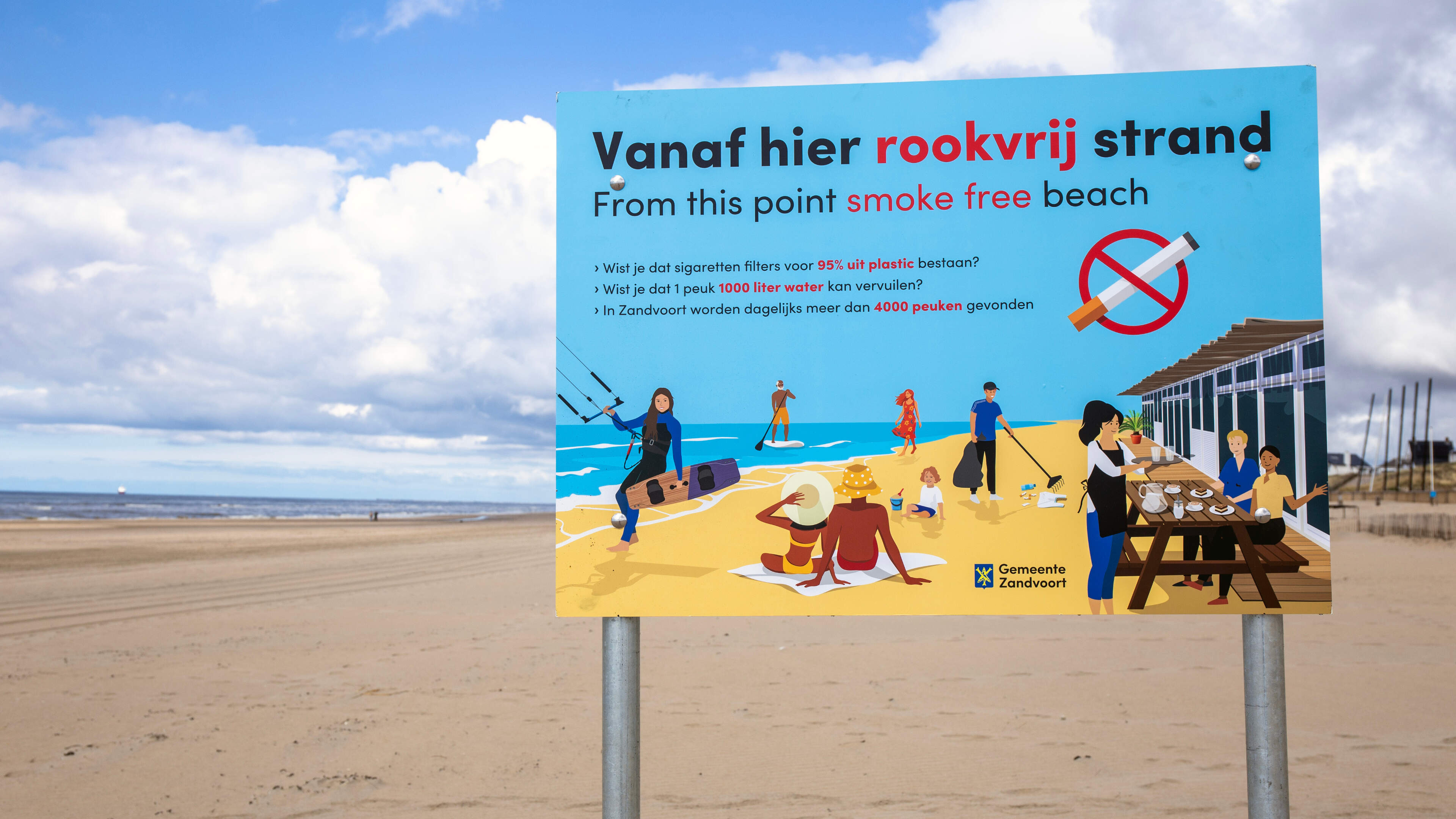 Smokers no longer welcome on parts of Zandvoort beach, but no official ban in place