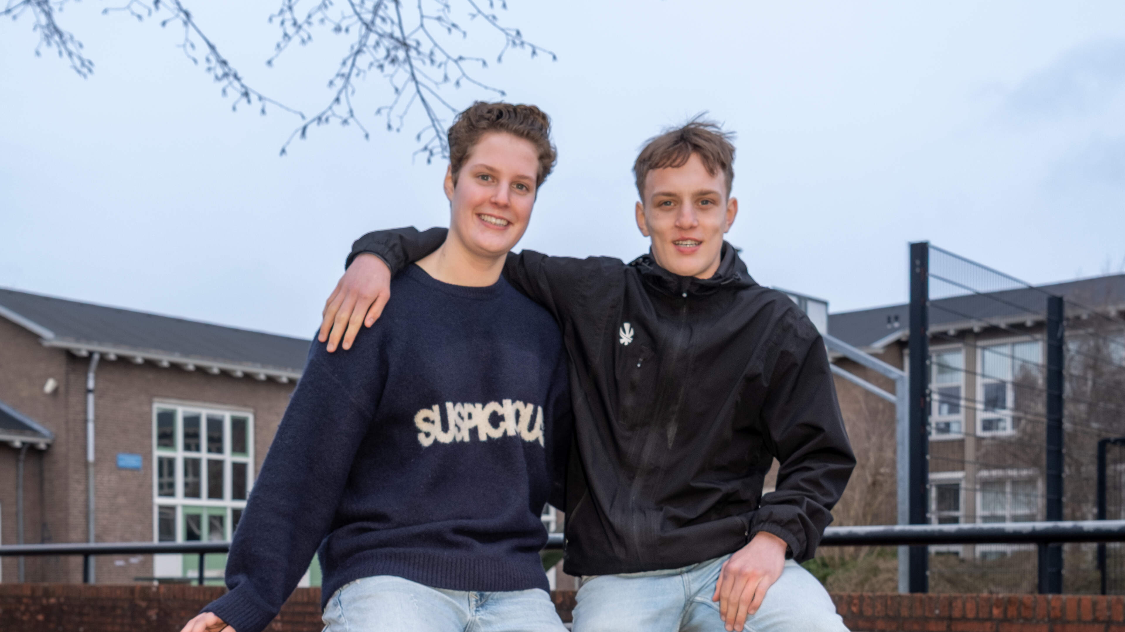 The parents of twins Lotte and Tim Houben (17) initially wanted to keep the two apart: ‘At first I wasn’t allowed to play basketball because Tim was already doing it’