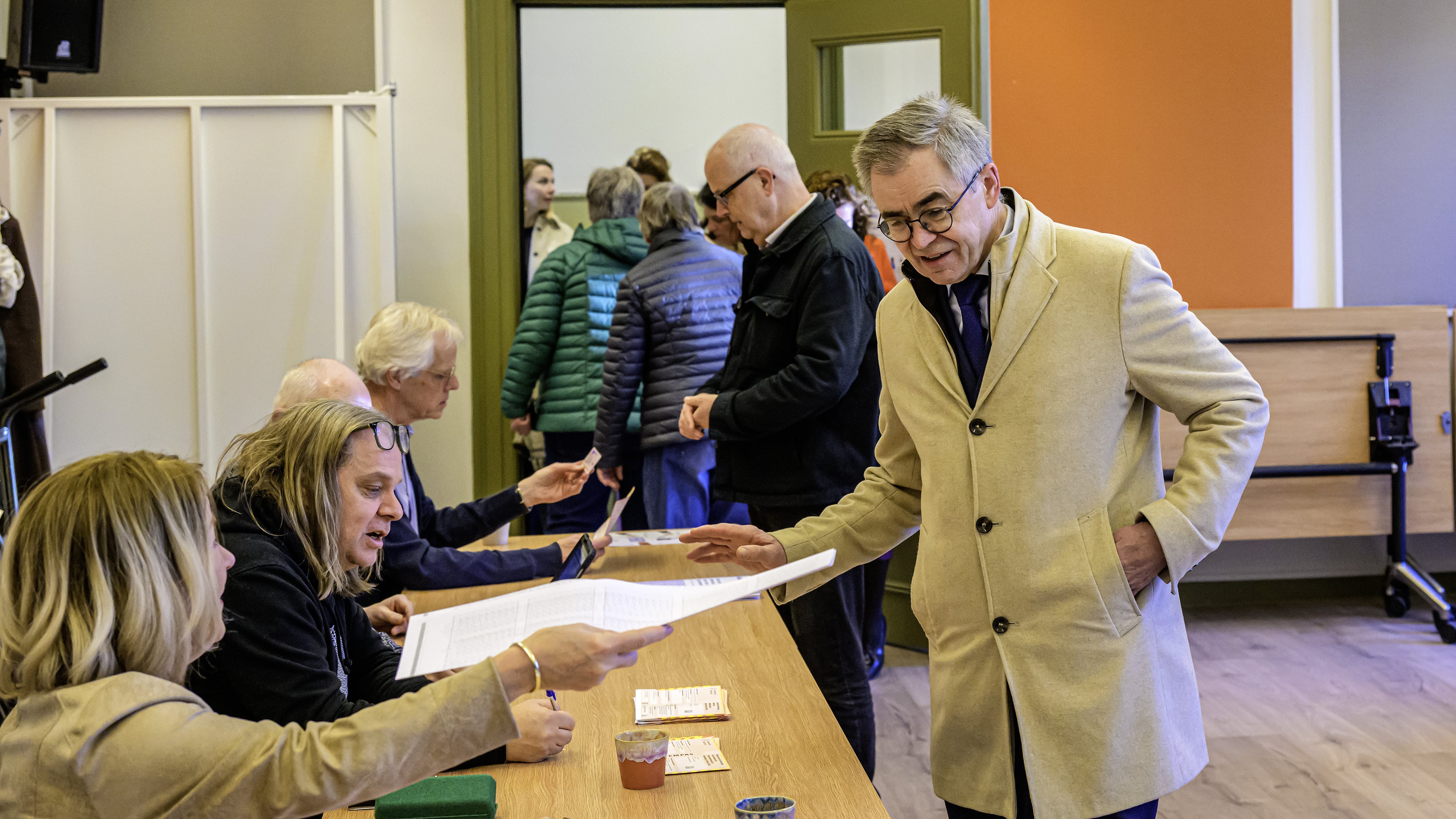 Wienen calls not voting a ‘luxury problem’: ‘Incomprehensible. Then you can’t complain about what goes wrong in the city’