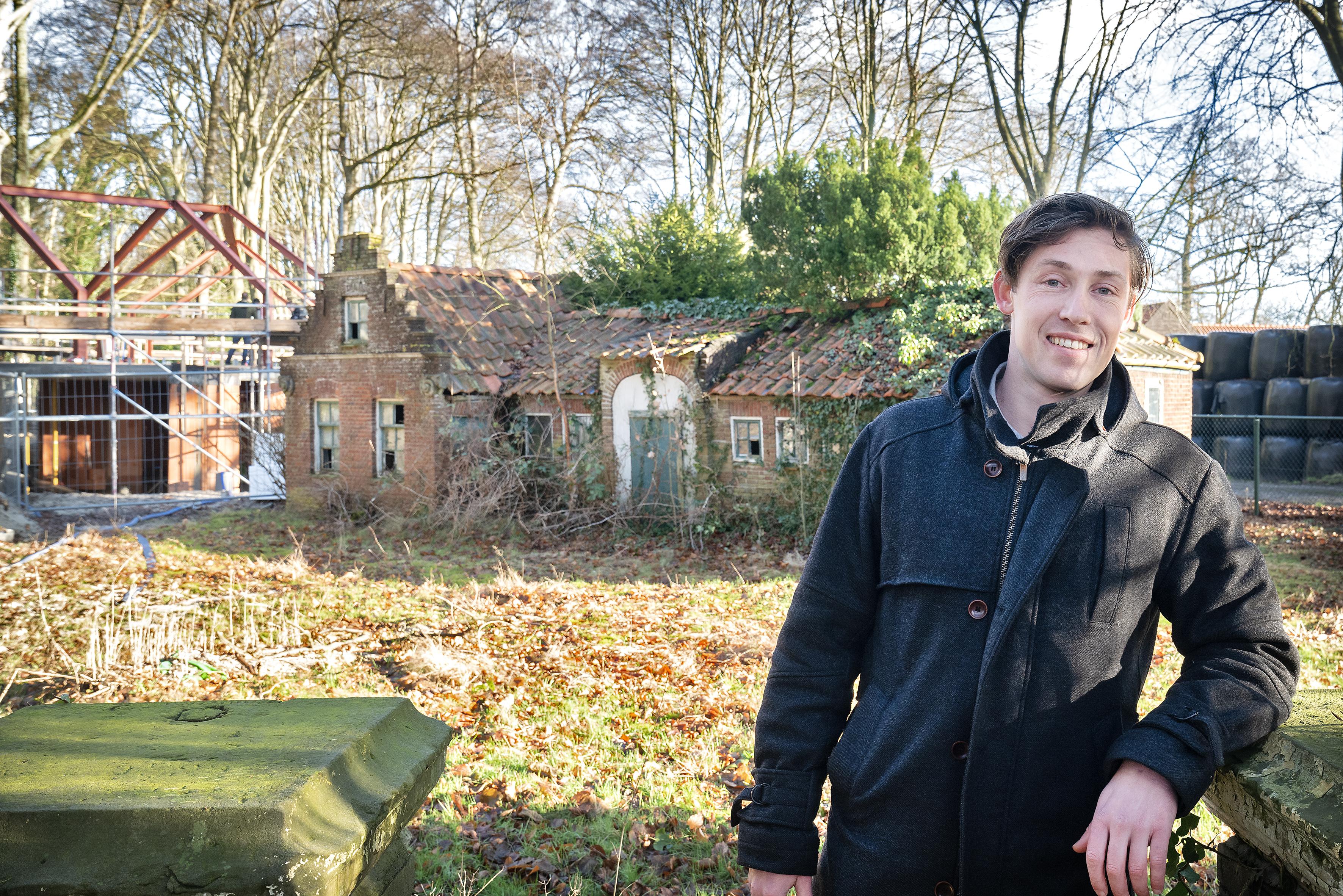 Hobbithuisje in Aerdenhout krijgt tweede leven. ’Het miniatuur-boerderijtje is gebouwd voor de flauw