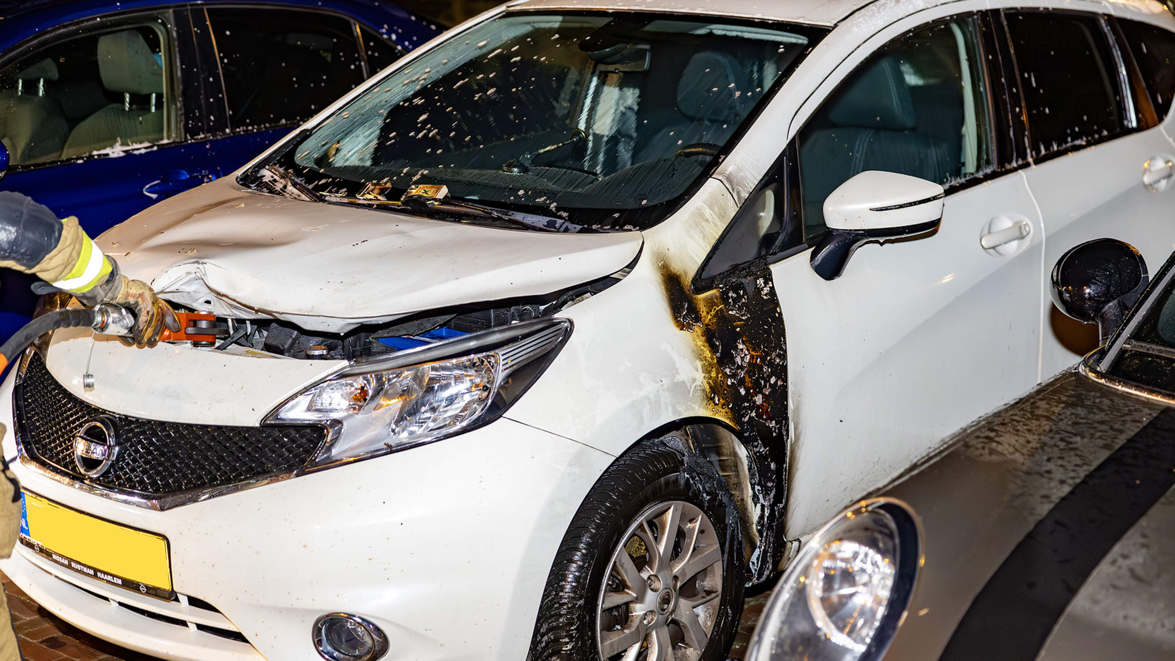 Car damaged by fire in Haarlem, packs of matches found