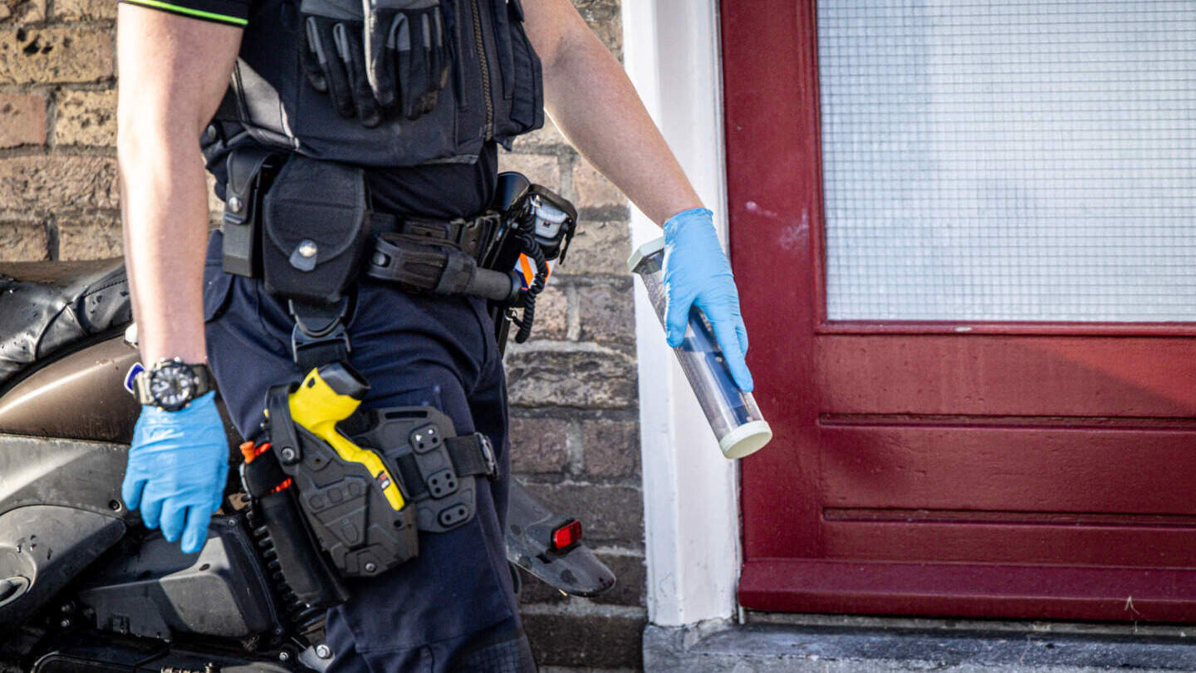 Father must be heard as witness in son's attempted manslaughter case, lawyer says