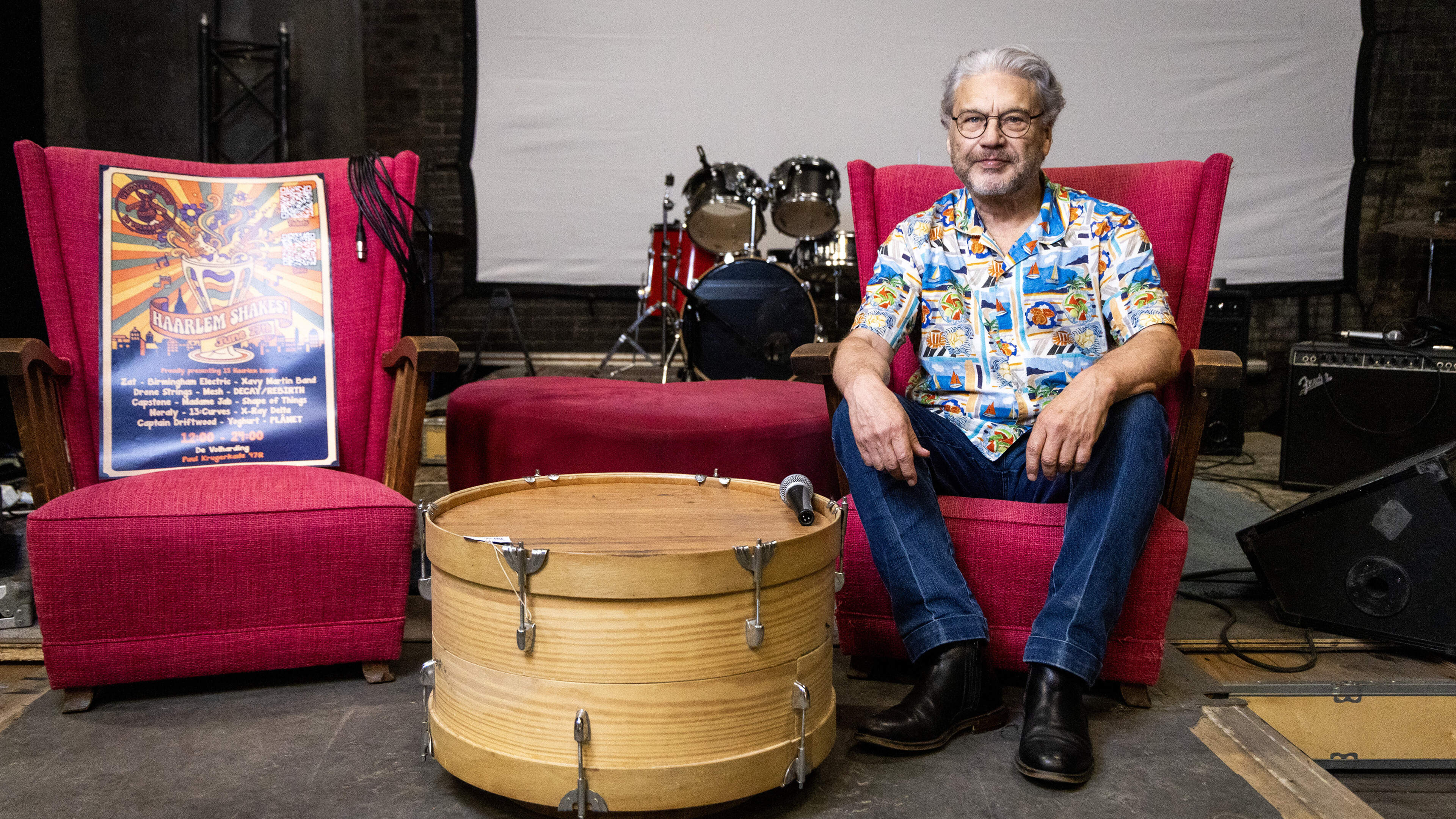Stephen Cheney organizes stage for pop bands with Haarlem Shakes!: ‘First time some get paid for performing’
