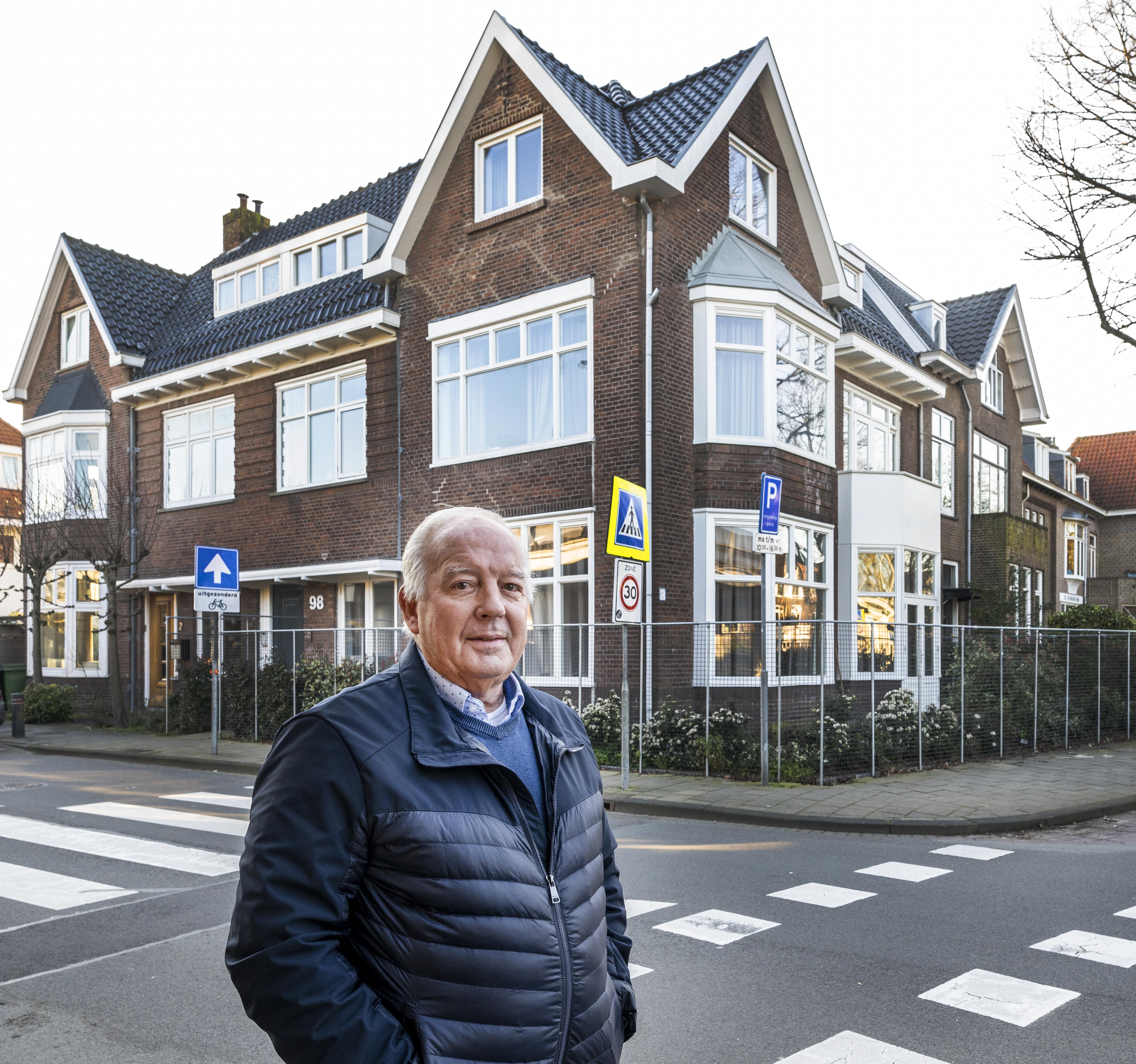 Ruzie om splitsing van woning in drie luxe appartementen in Overveen. ’Van zes uitgewoonde kamers he