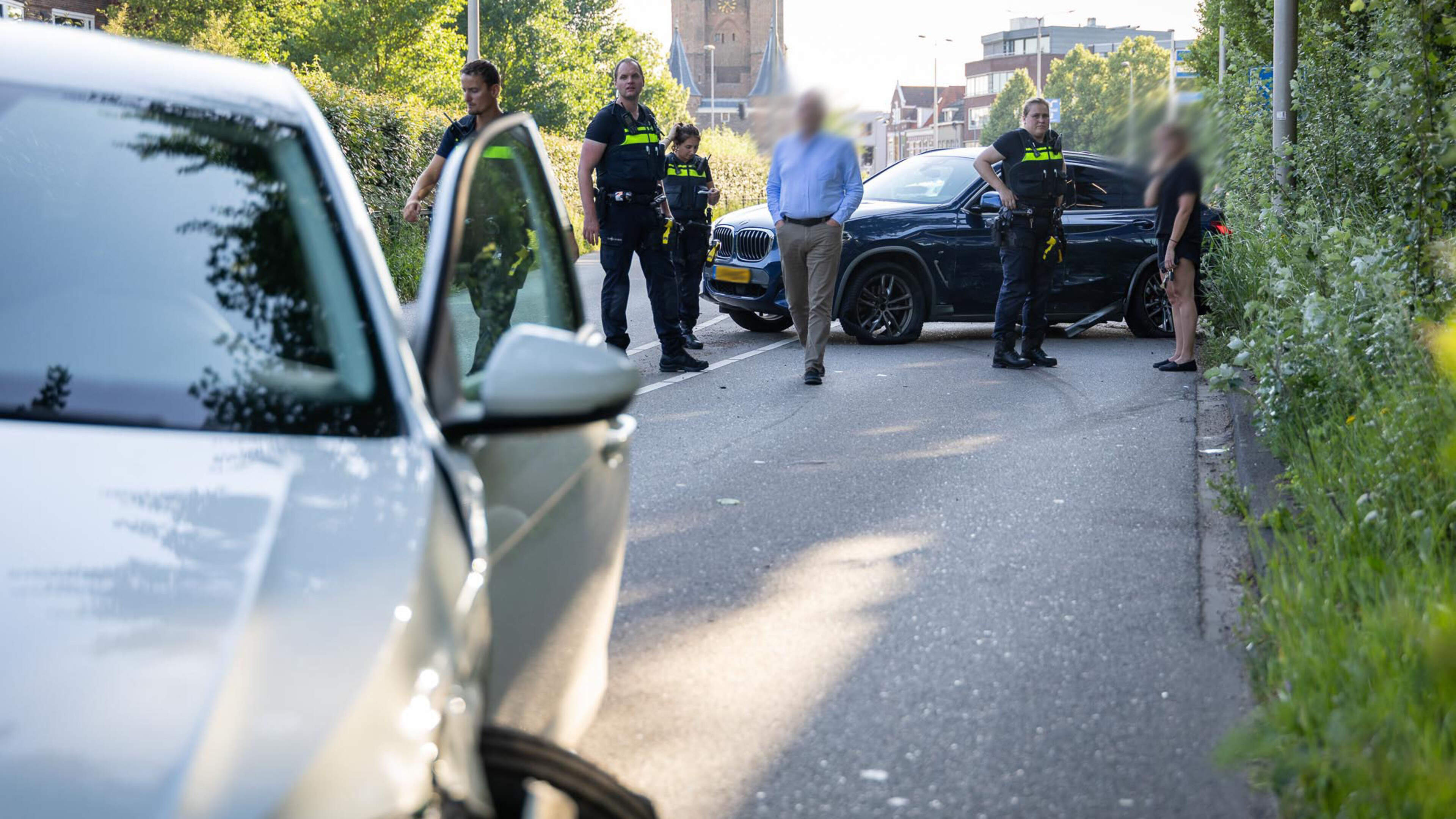 Heavy damage after collision on Amsterdamsevaart in Haarlem, road temporarily closed