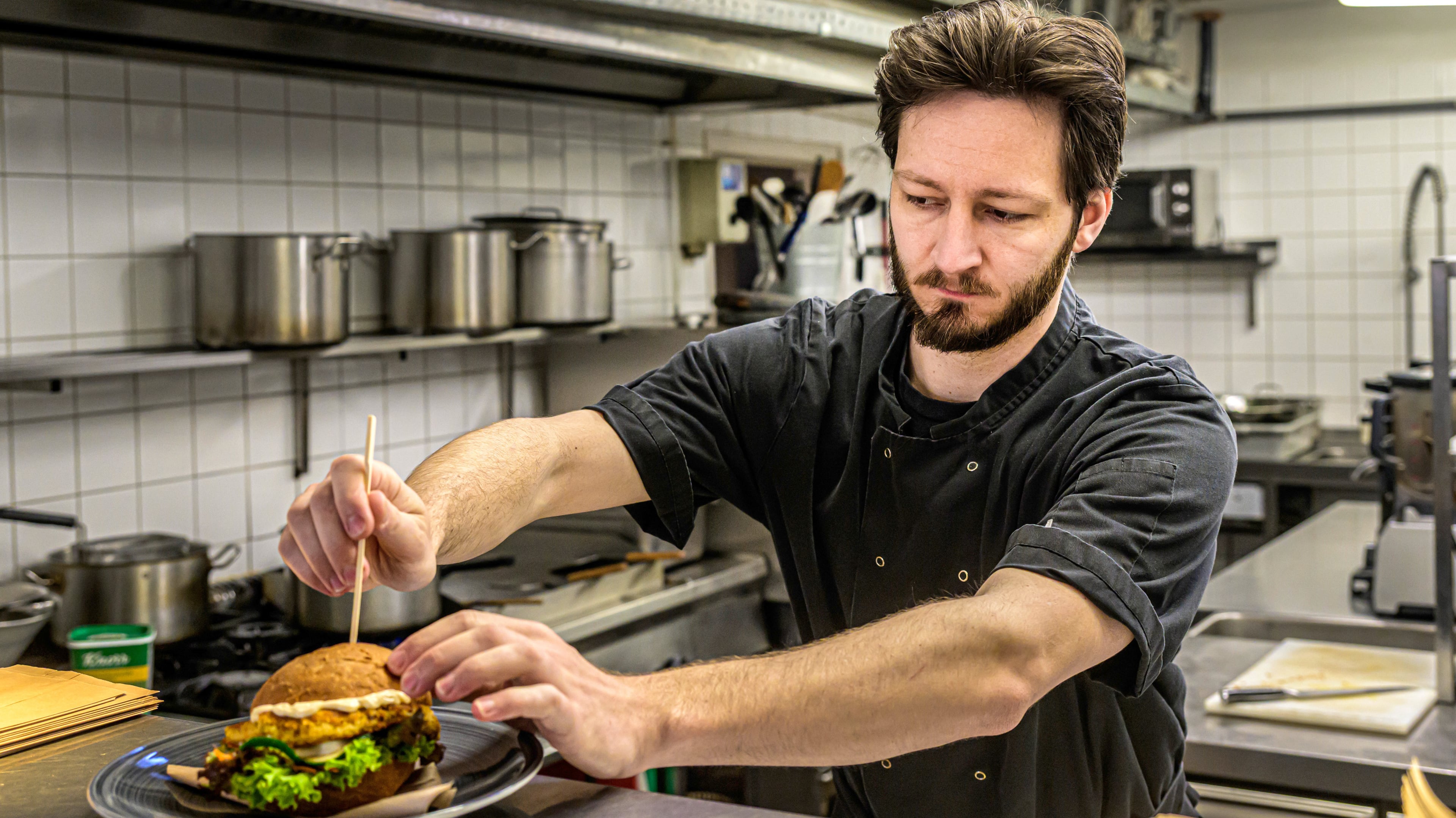 For a quick and honest meal, Jetties is the place to be (7+)