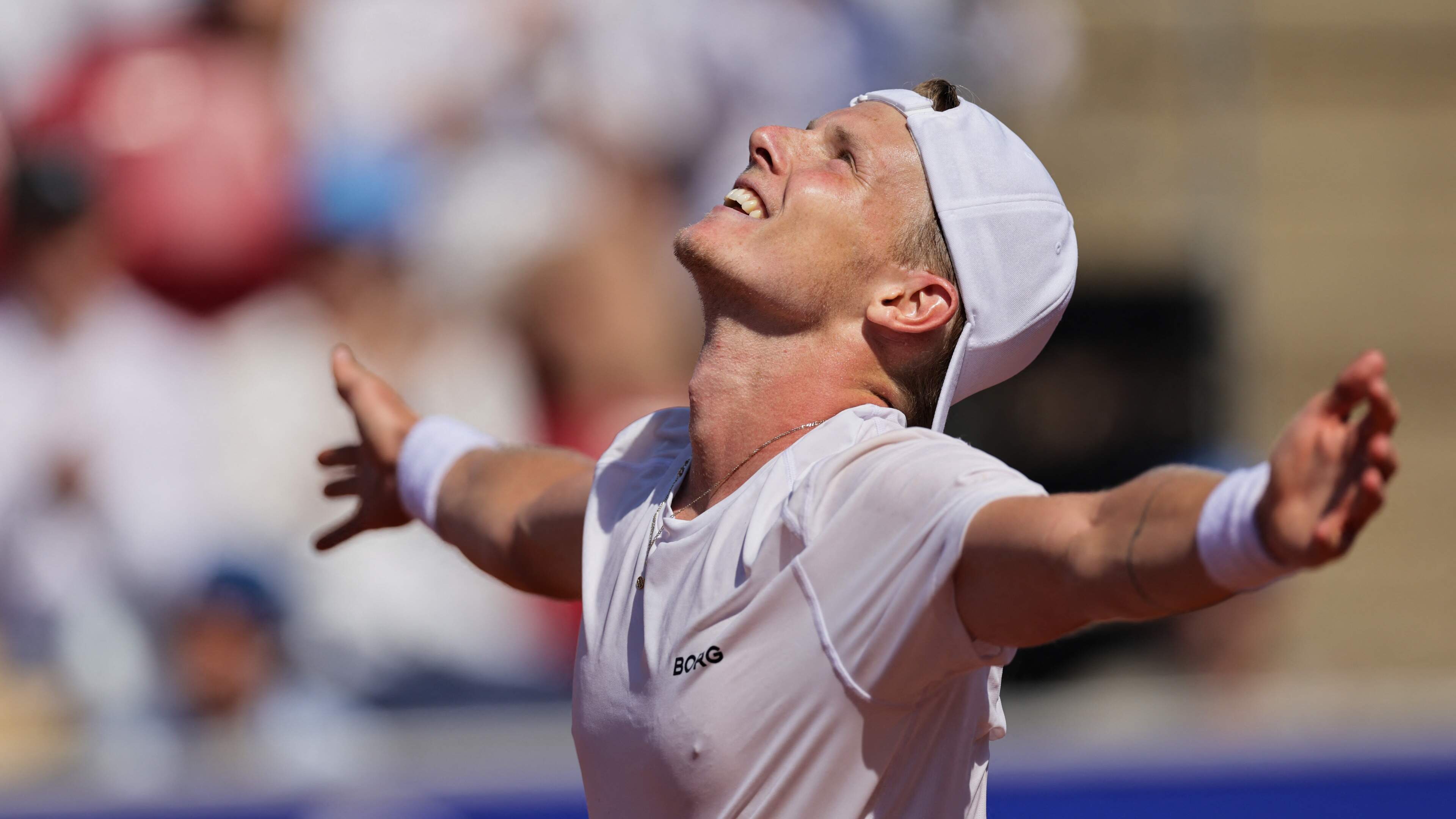 Jesper de Jong stuns Roland Garros: Dutchman defeats former winner Stan Wawrinka (41)