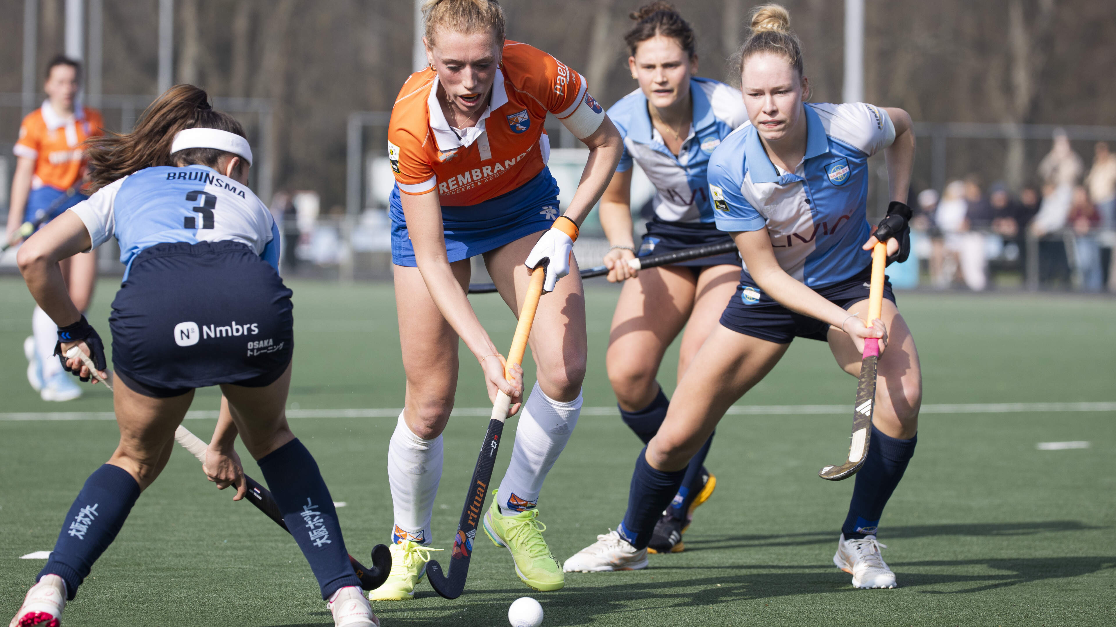 Bloemendaal not yet safe after defeat against Amsterdam. ‘We’re just going to go for it’