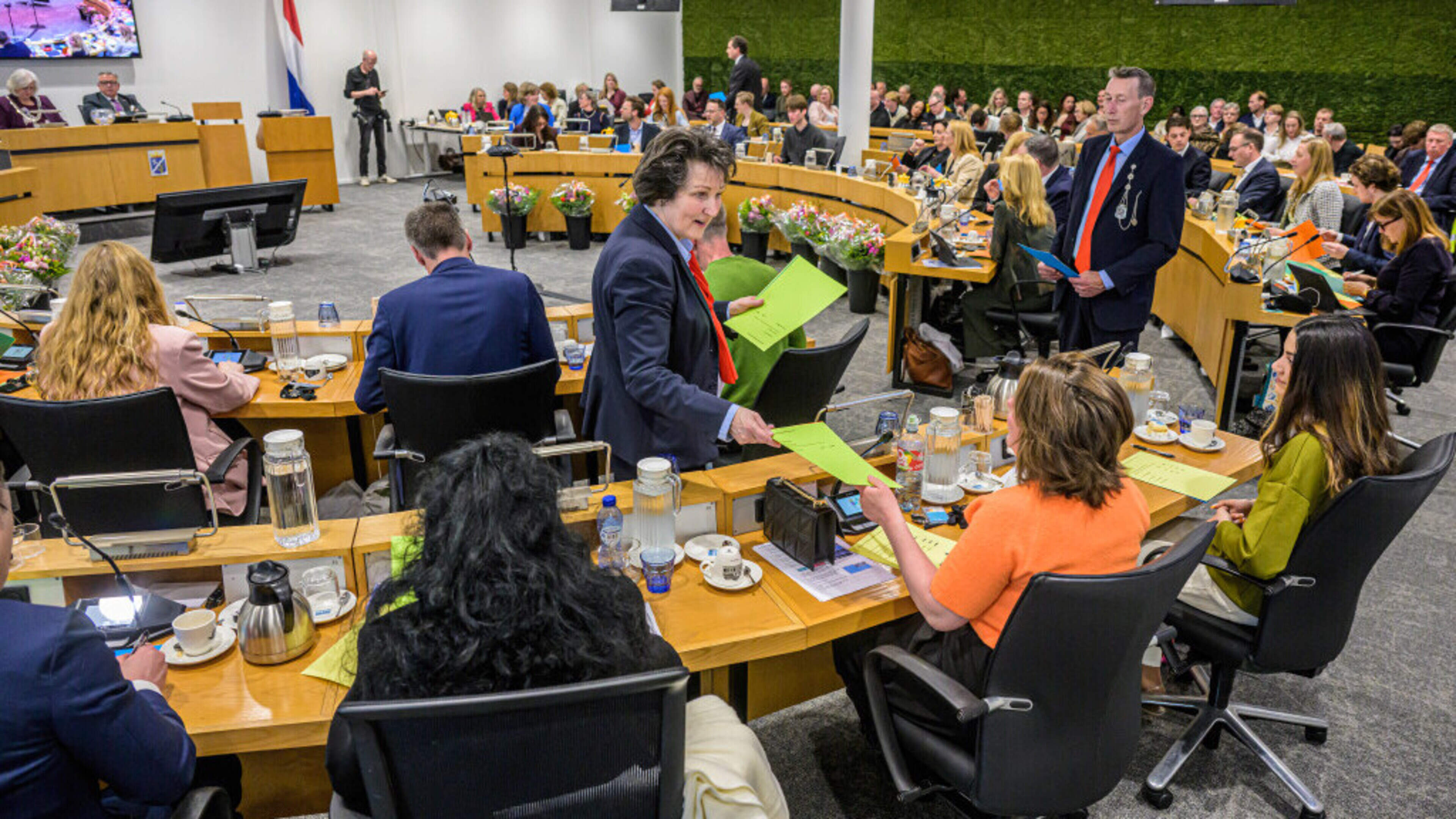 Haarlemmermeer informant recommends five-party coalition talks including PRO and VVD