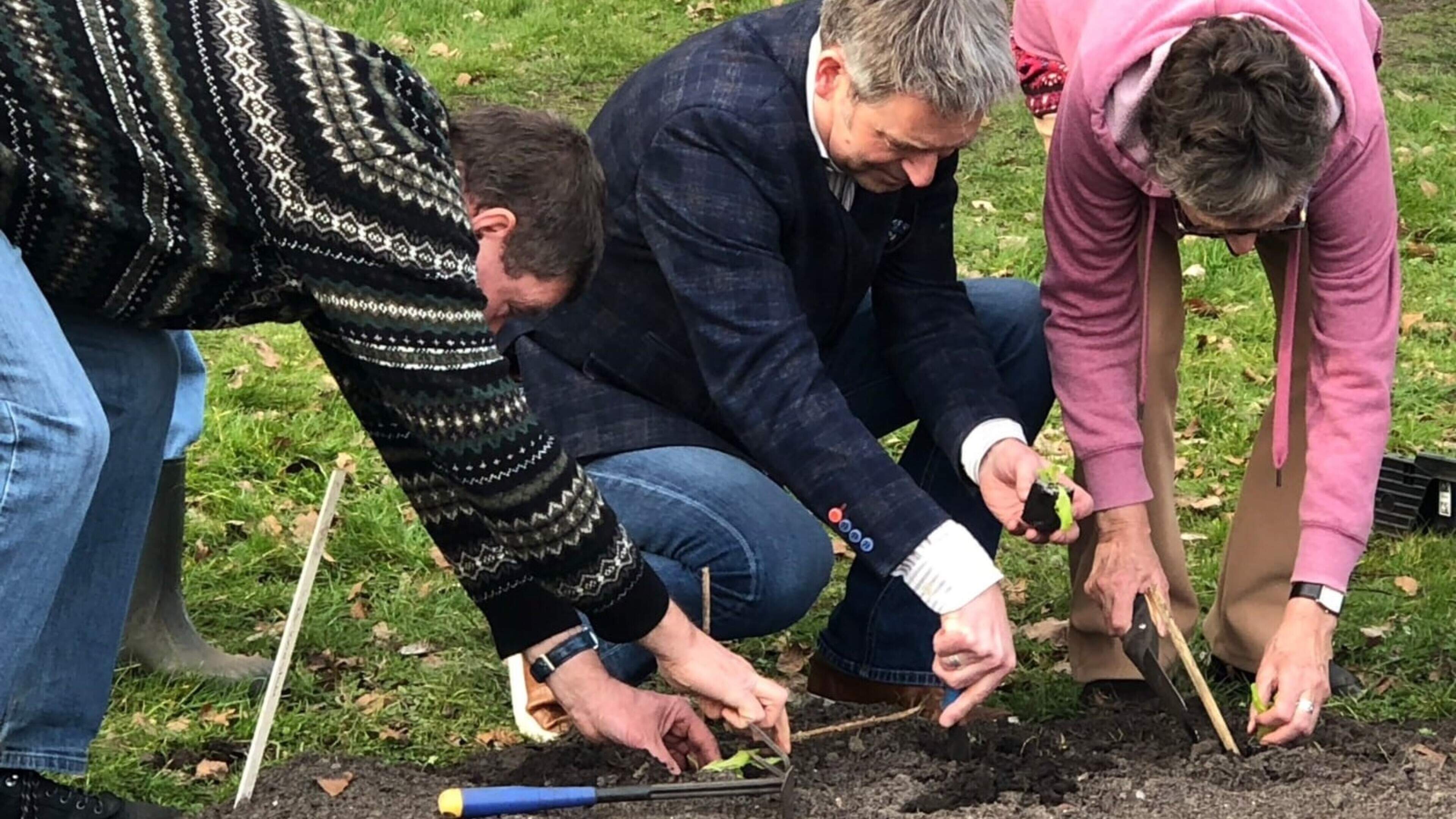 Self-harvest garden Bloemendaalse Weelde officially launches