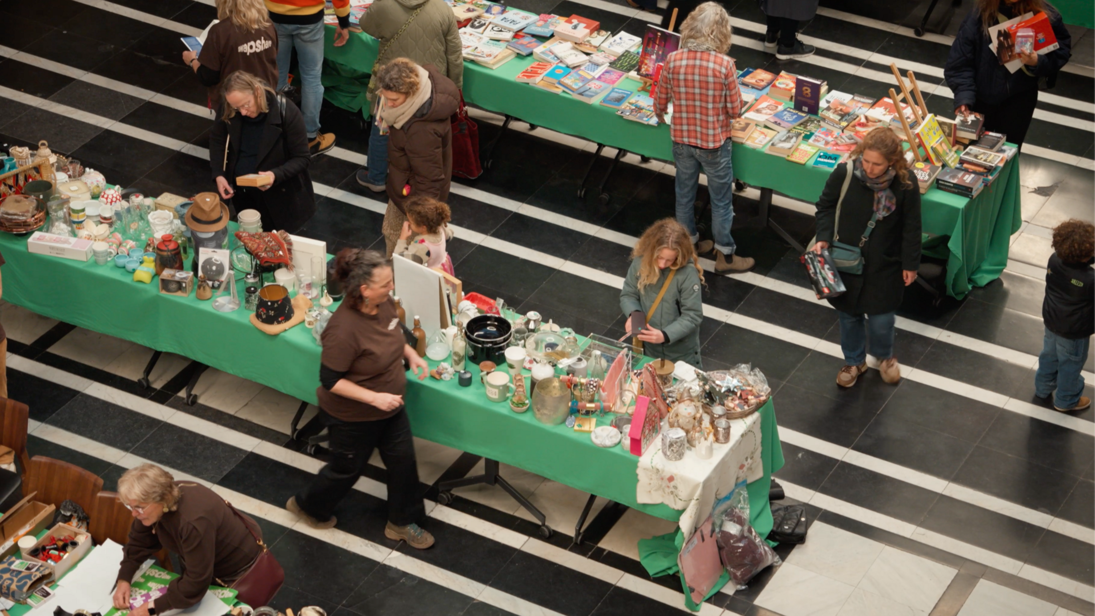 Swapshare in Schalkwijk: swap your unused toys, books and household items