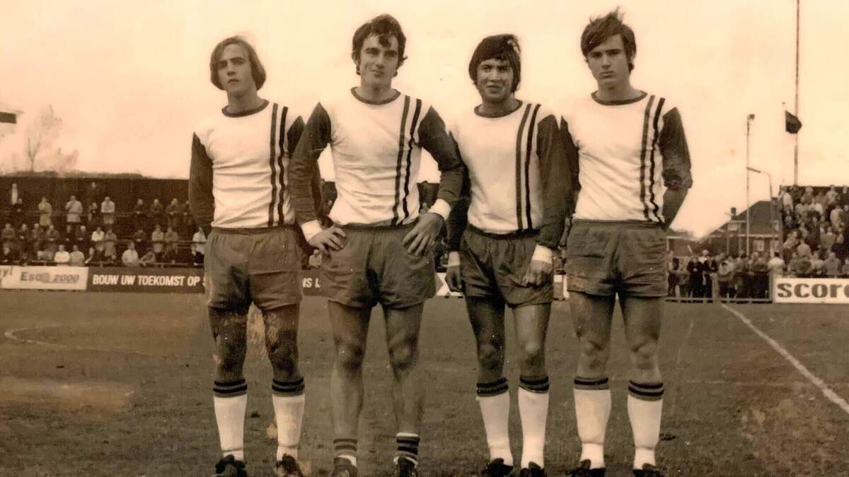 RCH trots op Johan Neeskens Sportpark. Oud-international keerde op ...