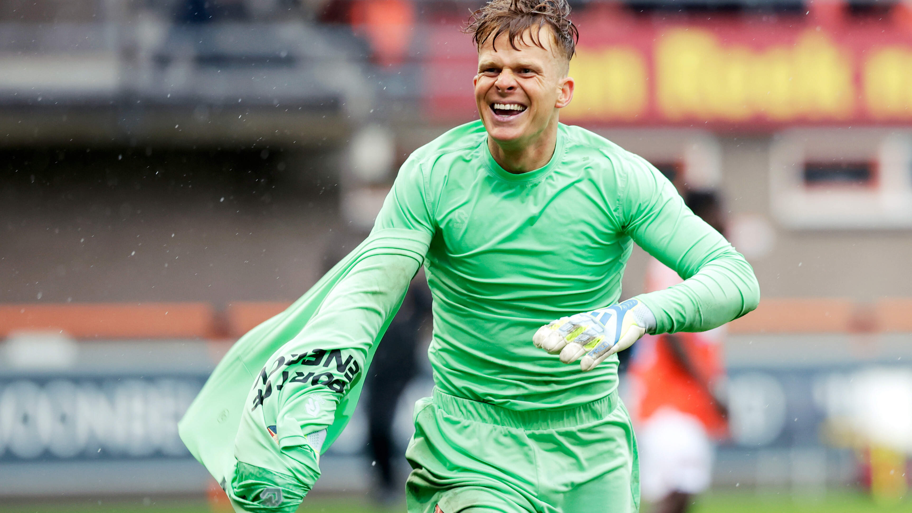 Ronald Koeman, Jeff Hardeveld and Sem van Duijn were the top-rated players at Telstar, but will they still be White Lions next season?