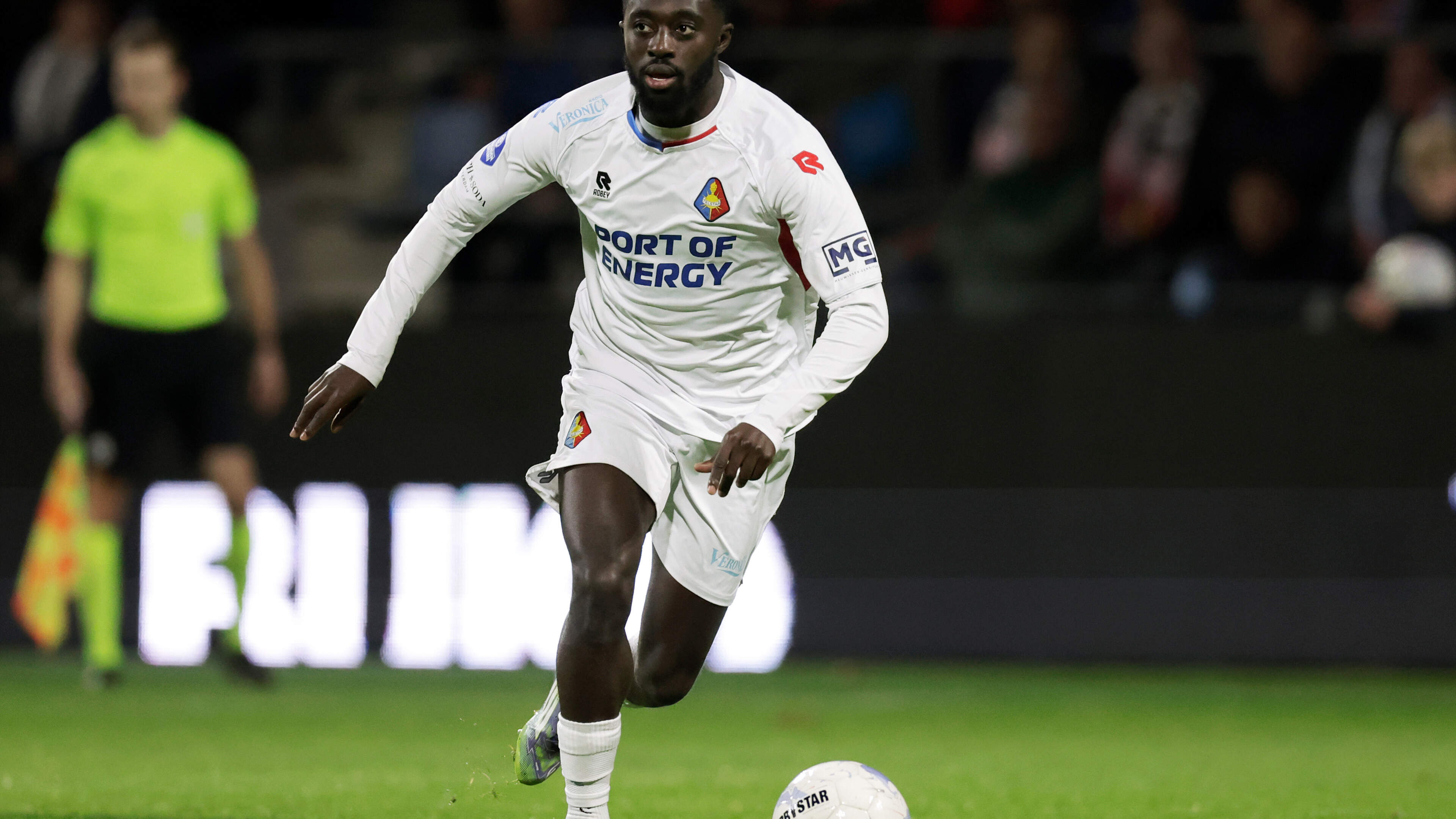 Tyrone Owusu (27) missed much of the season due to injuries but is back in time for the final sprint: 'Stepping on the gas in final matches'